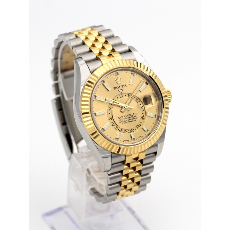 Rolex sky top dweller 326933