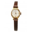  Dauphine Vintage Lady