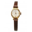  Dauphine Vintage Lady