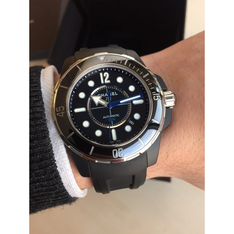 J12 marine watch Chanel Black in Rubber - 30479645