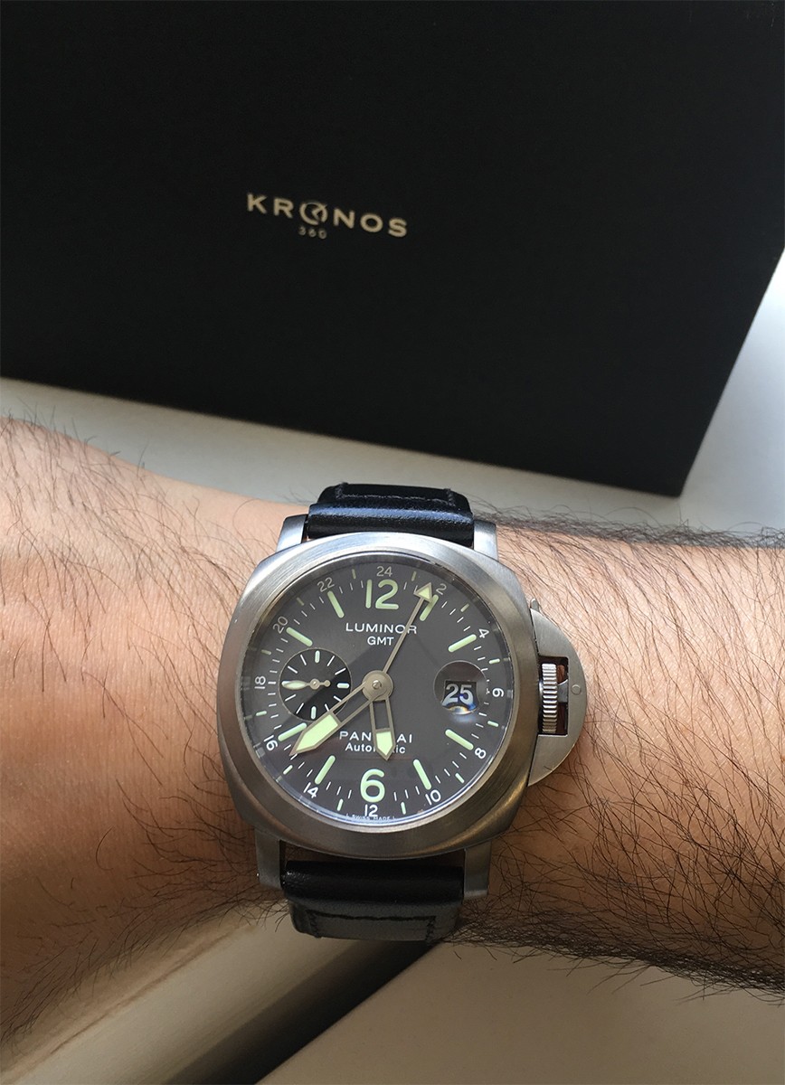 Panerai luminor on sale gmt preis